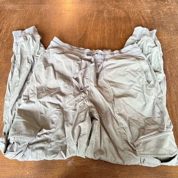 lululemon Grey Dance Studio Mid-rise Jogger - Picture 3 of 5